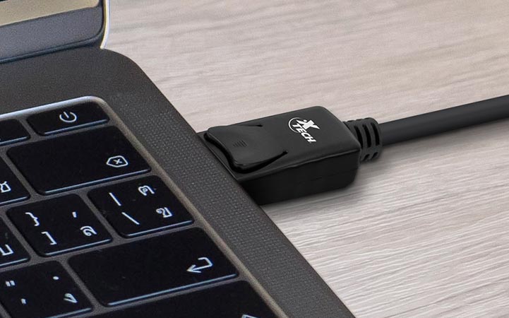 Cable DisplayPort Macho a Macho 1.8m con Bloqueo Xtech Negro