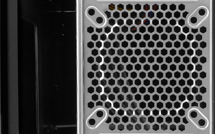 Desktop ATX Xtech XTQ-214 Negro y Rojo, con fuente de poder 600W