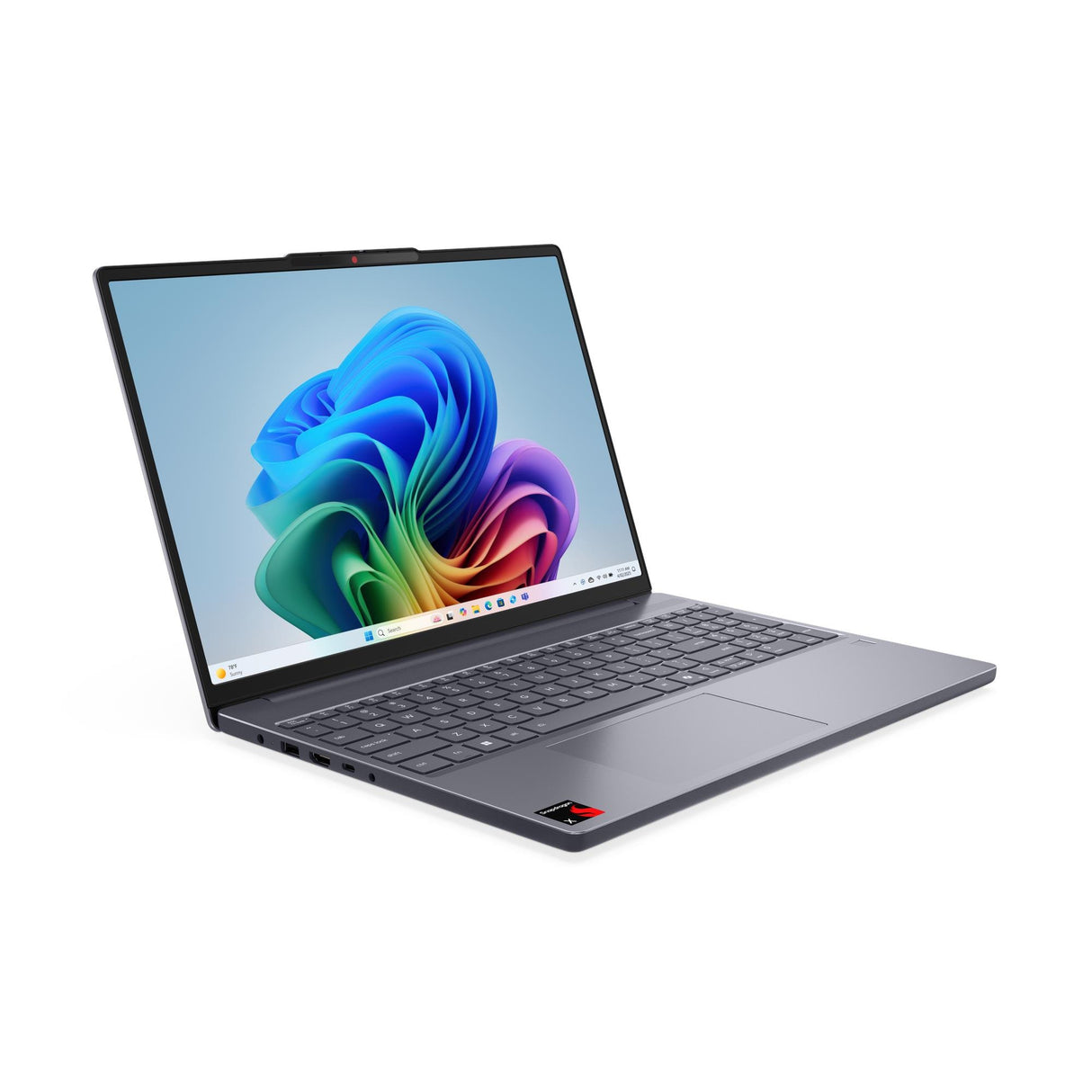 Lenovo IdeaPad Slim 3 15Q8X10 – Notebook 15.3" WUXGA, Snapdragon X1-26, 24 GB RAM, 512 GB SSD, RTX 3050, Windows 11 Home