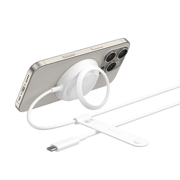 Cargador inalámbrico magnético con soporte – 25W Qi2 – Belkin WIA014ttWH
