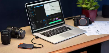 El "Glitcheo" de los 512GB: Por qué mi MacBook nueva necesitó un SSD Externo para aguantar mi ritmo