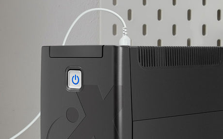 UPS XTP-511 500 VA 250 Watt AC 110 V 8 outlets Xtech