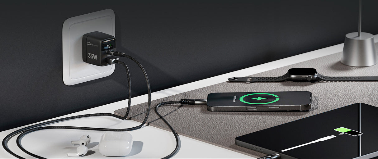 Cargador de Pared GaN – 35W Klip Xtreme KMC‑250 – USB‑C + USB‑A – Para Smartphones y Tablets