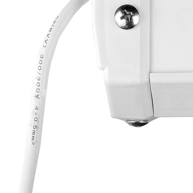 Pantalla de Proyección Motorizada Klip Xtreme KPS-503 120" 4:3 Blanco Mate 110V con Control Remoto