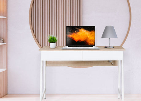 Escritorio para computadora – Xtech XTF‑CD206 – Un nivel con gavetas y puertos USB – Marco de acero negro y superficie color haya