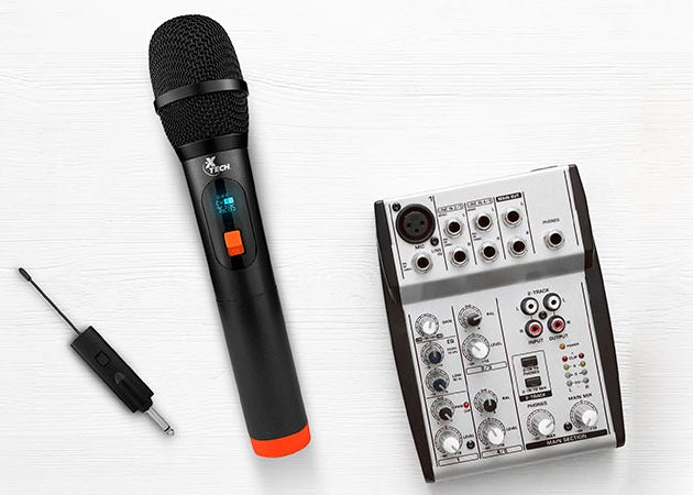 Micrófono Inalámbrico de Mano UHF con Receptor Recargable Xtech XTS-690