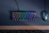 Teclado Gamer Razer Huntsman Mini 60% - Mecánico con Cable RZ03-03392900-R311