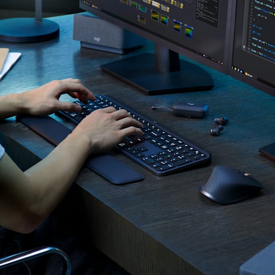 Teclado Inalámbrico Logitech MX Keys S – Español Grafito (920-011561)