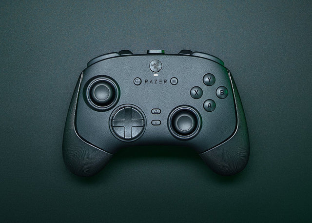 Control inalámbrico de esports para PC – Razer Wolverine V3 Pro 8K – RZ06‑05540100‑R3U1 – Negro