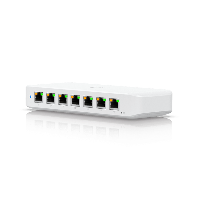 Ubiquiti UniFi Ultra – Switch 8 Puertos PoE 42W – Capa 2 – USW‑Ultra  